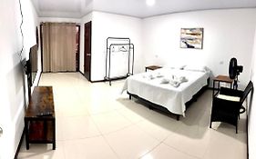 Marianas Apartments 5Min Sjo Airport